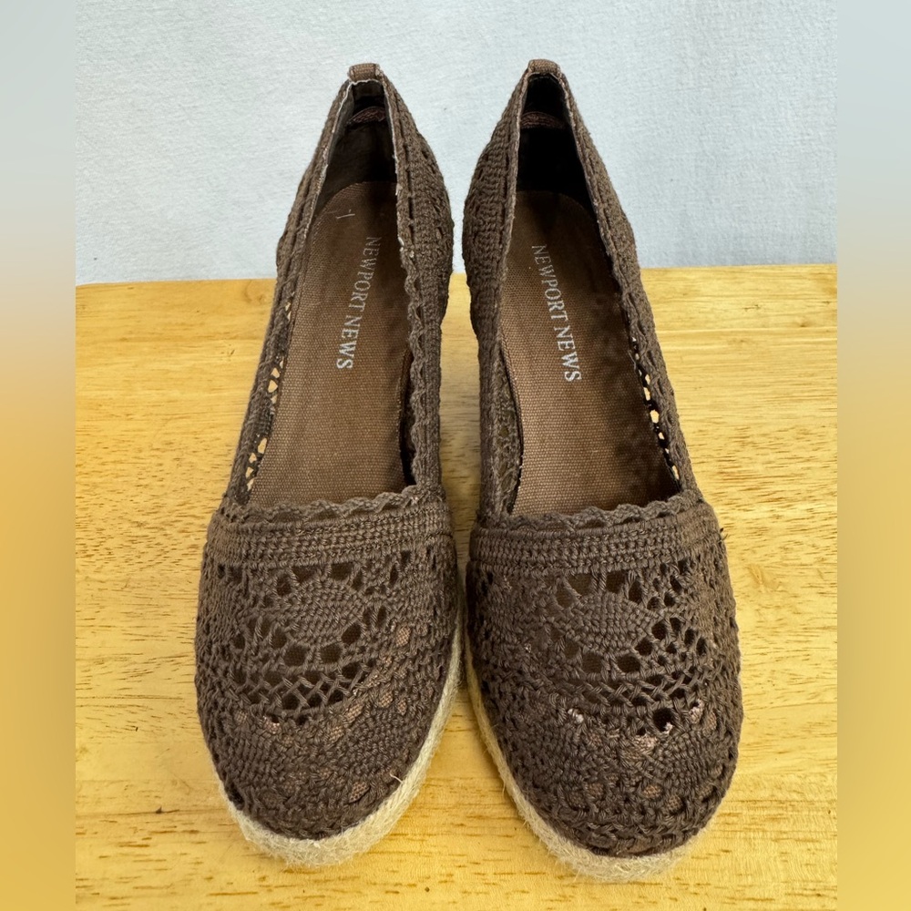 Dark Brown Crochet Espadrille Wedge Heels Size 7